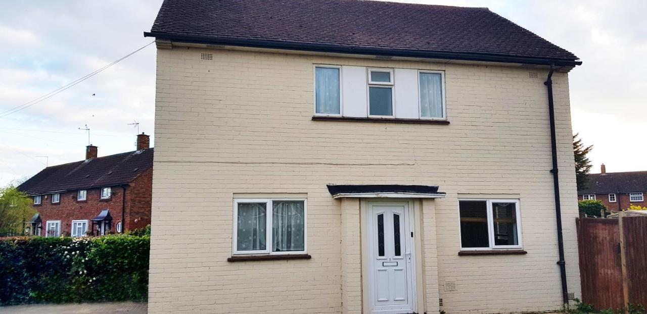 1fg Dreams Unlimited Serviced Accommodation- Staines - Heathrow * Stanwell